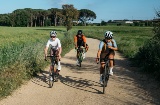 Ciclisti nella natura