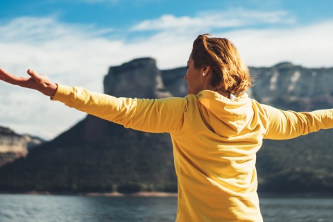 Turistas en la naturaleza en España