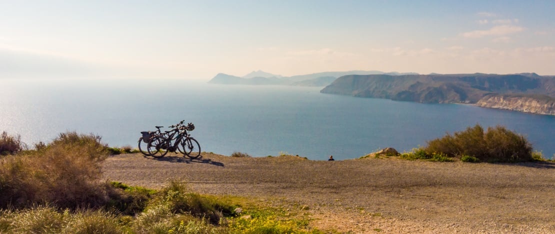 Vue sur la mer depuis Cabo de Gata, province d'Almería