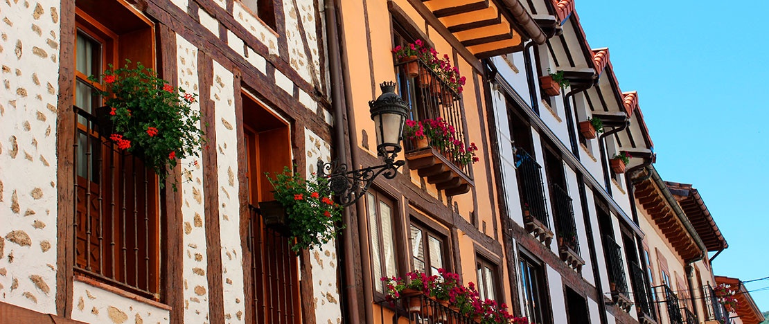 Balkone in der Altstadt von Ezcaray