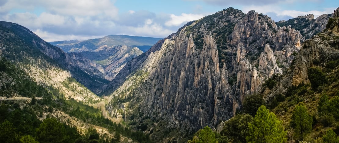 Vedute del monumento naturale degli Órganos de Montoro, Aragona